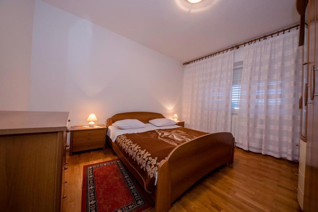 Apartments And Rooms Bolero Rab Town Dış mekan fotoğraf